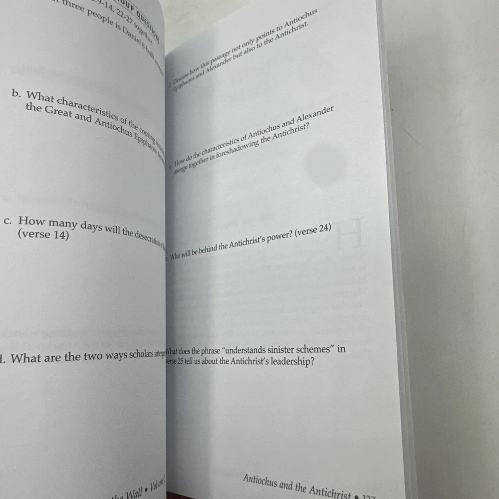 David Jeremiah The Handwriting on the Wall Daniel Study Guides Vol 1-3